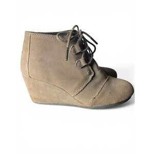 Toms Boots Womens 6.5 Kala Wedge Ankle Bootie Taupe Suede Leather Lace Up